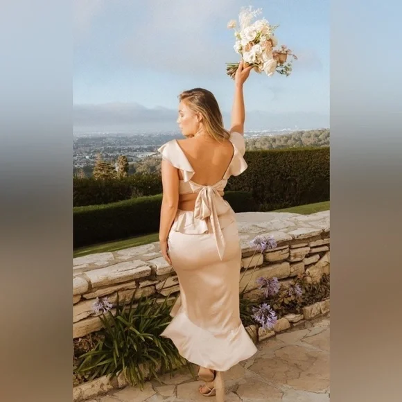 Show Me Your Mumu Zoey Midi Dress Champagne Luxe Satin NWT Size L - Picture 2 of 5